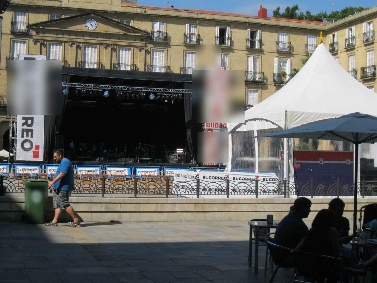 Escenario de la Plaza Nueva